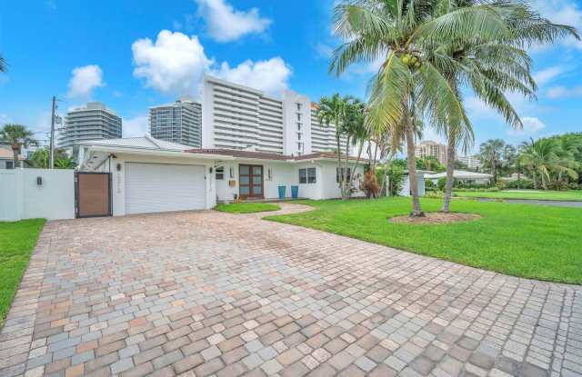 2212 Ne 32nd Ave - 2212 Northeast 32nd Avenue, Fort Lauderdale, FL 33305