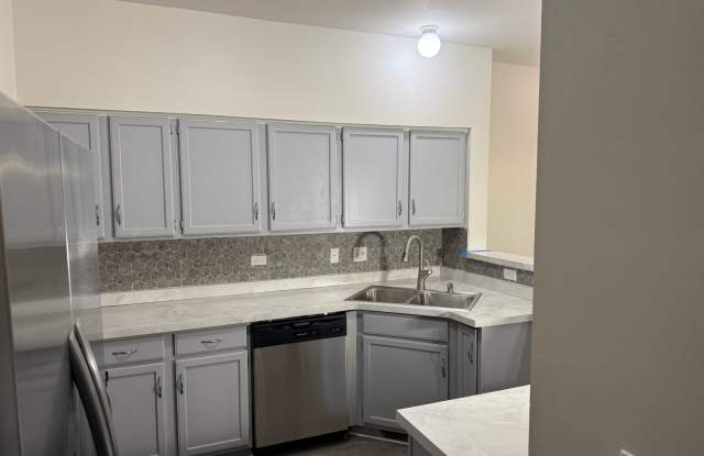 1107 Grand Lake Court Gallery 3