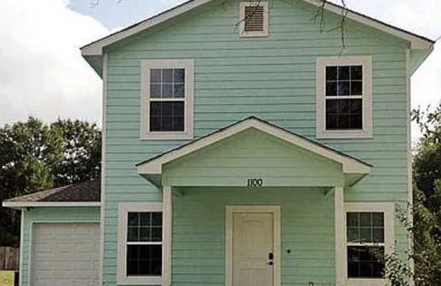 1100 Berry Road photos photos