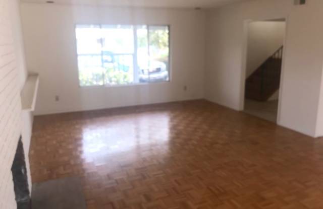 4303 Pavlov Ave. Gallery 2