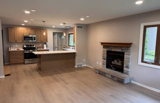1614 Stardust Drive Gallery 1