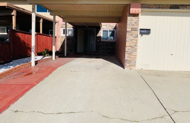 4525 Fall Ave - 4525 Fall Avenue, Richmond, CA 94804