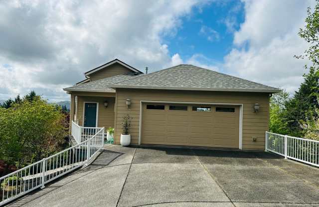 Stunning Custom Home with Beautiful Views photos photos