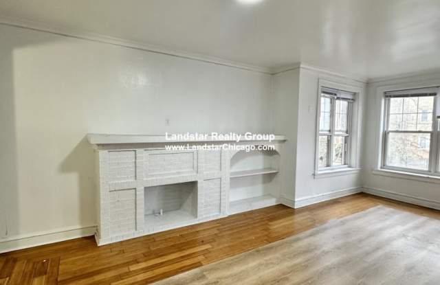6304 North Oakley Ave. Gallery 2
