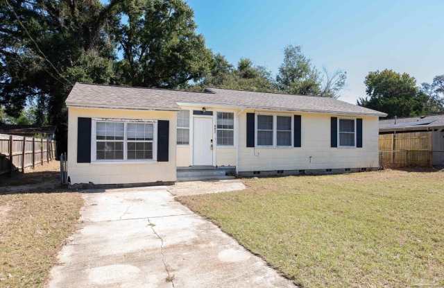 802 Rue Max St photos photos