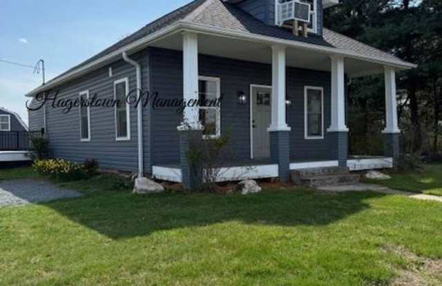 Spectacular 1-2 BR Single Family Home - Just renovated photos photos