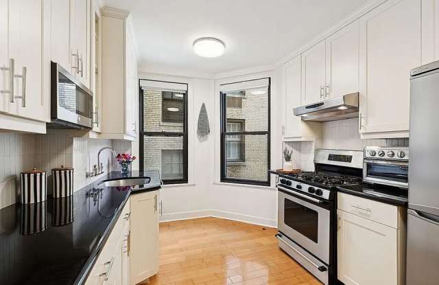 140 E 81st St Apt 9C Gallery 4