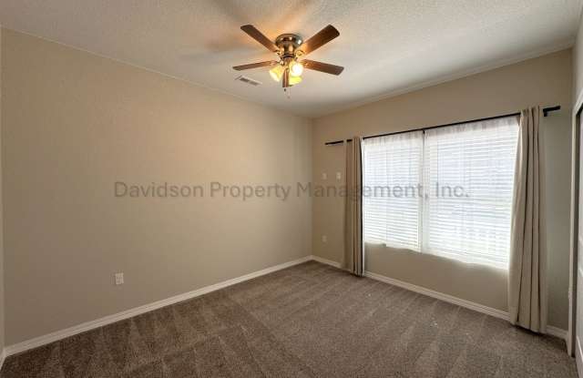 Stunning 4 Bedroom House in Northeast Colorado Springs Gallery 4
