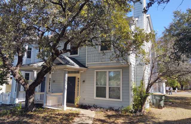 Charming 3/2.5 Townhome for Rent in Kyle, TX photos photos