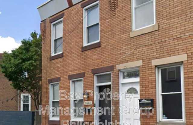 2441 East Oakdale St photos photos