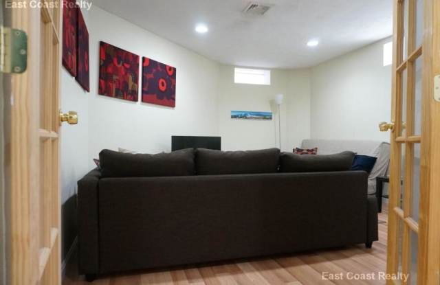 19 Braemore Rd. Gallery 4