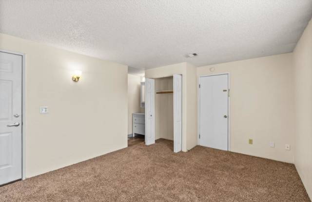 1042 Belmont Avenue SW - E76 - 1042 Belmont Avenue Southwest, Albany, OR 97321