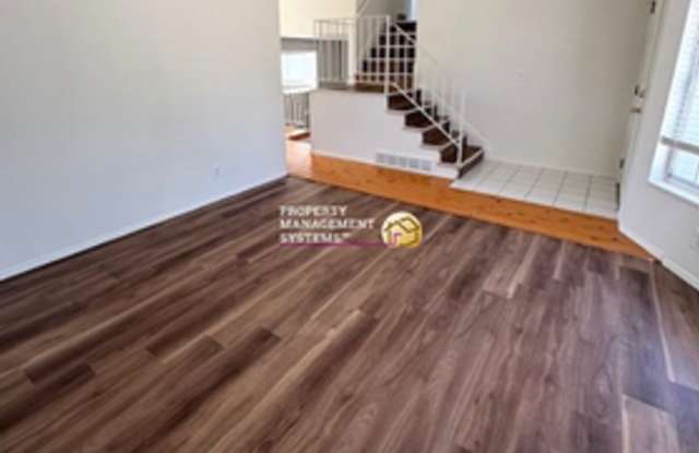 4 Bedroom Home for Rent in Kearns! Gallery 3