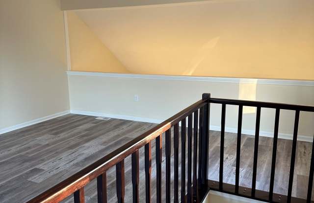 517 Park Place Drive Gallery 2