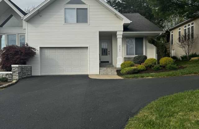 Spacious Duplex in Rockingham County photos photos Spacious Duplex in Rockingham County photos photos