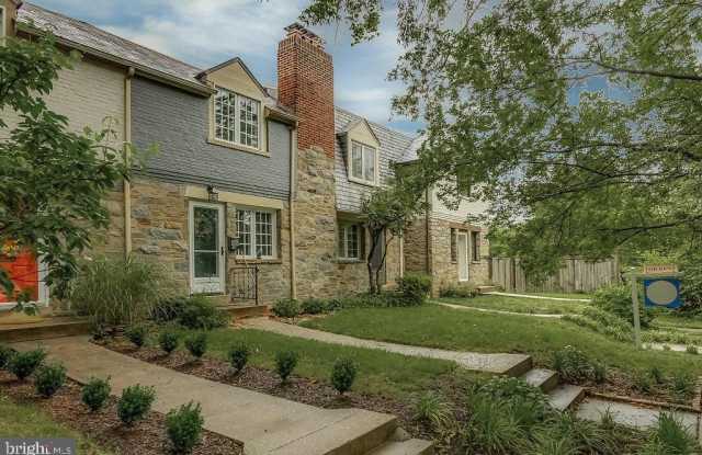 709 AVON PLACE Gallery 3