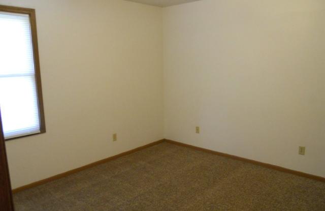 2100 Haskell Avenue Gallery 3