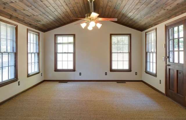 203 Jere Drive Gallery 3