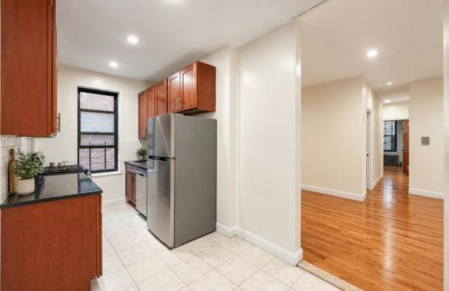 30 Dongan Place Gallery 4