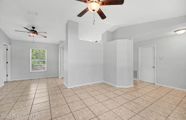 1699 Givens Court NW Gallery 4