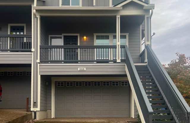 Beautiful West Linn Home in a Quiet, Desirable Neighborhood - 20595 Noble Lane, West Linn, OR 97068