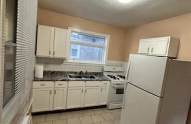 5048 W Henderson Street unit: 2R photos photos