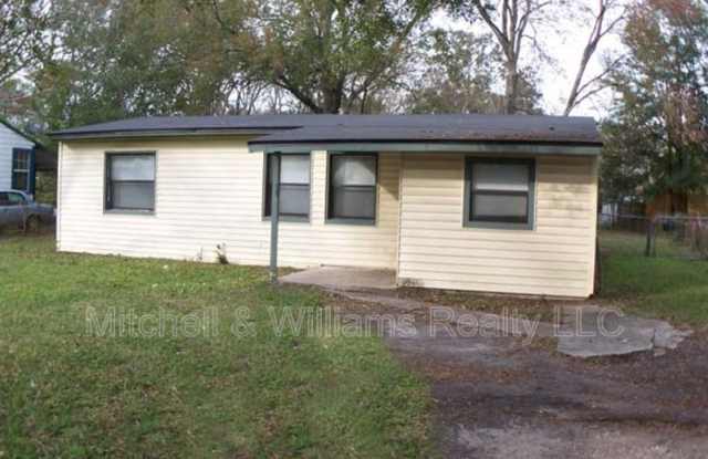 2945 W 11th St photos photos