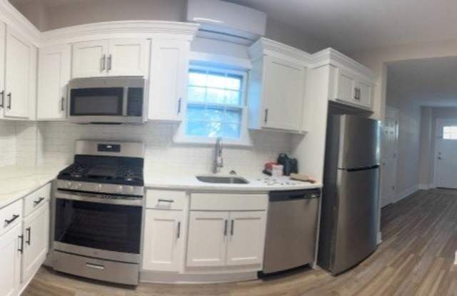 186 Center St photos photos 186 Center St photos photos