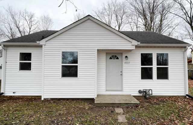 Functional 2 bed 1 bath! photos photos