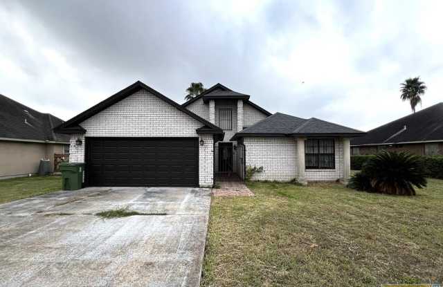 1547 Guadalajara - 1547 Guadalajara Avenue, Brownsville, TX 78526