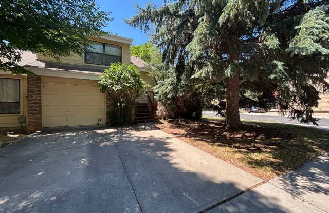Comfortable Townhome Living in Southwest Fort Collins photos photos
