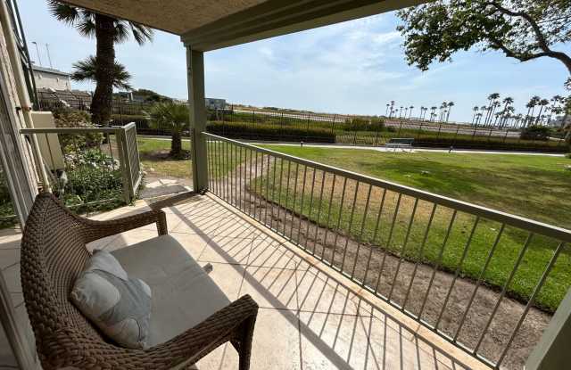 Beautiful Ocean Front Condo photos photos