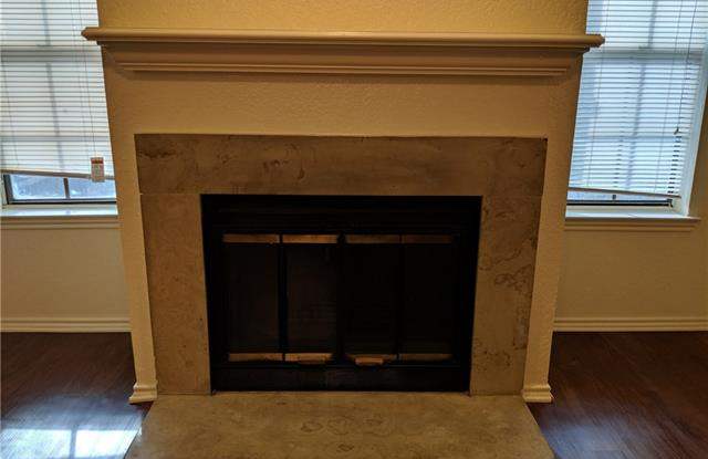 415 Crest Line Drive Gallery 3
