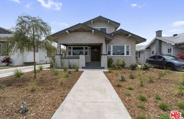 1828 W 41st Pl Gallery 4