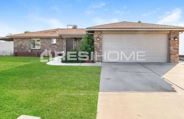 2557 East Inverness Avenue - 2557 East Inverness Avenue, Mesa, AZ 85204 2557 East Inverness Avenue - 2557 East Inverness Avenue, Mesa, AZ 85204