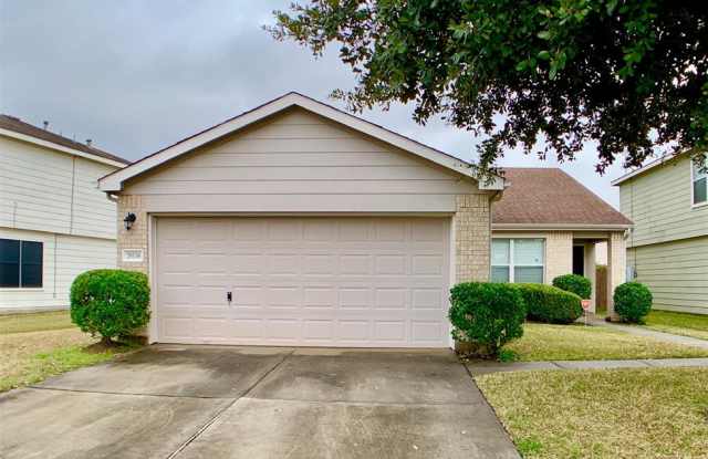 29338 Legends Green Drive Gallery 2