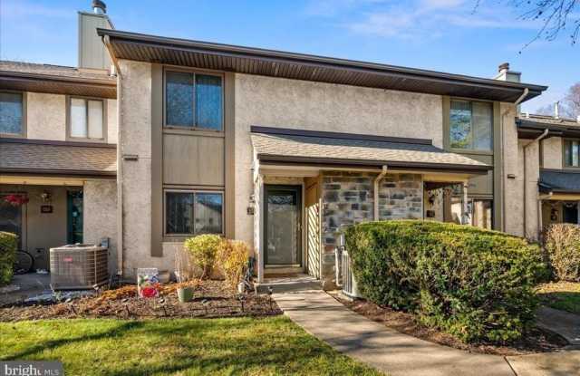 60 HAMPSHIRE DRIVE photos photos