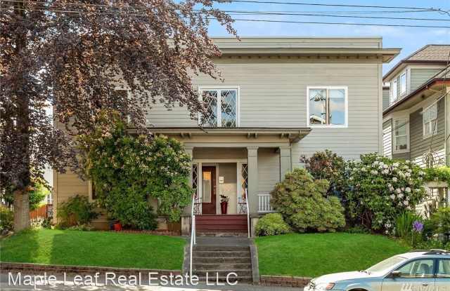 2309 10th Ave E Unit C - 2309 10th Avenue East, Seattle, WA 98102