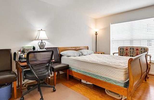 3009 Chesapeake Drive - 1 Gallery 4