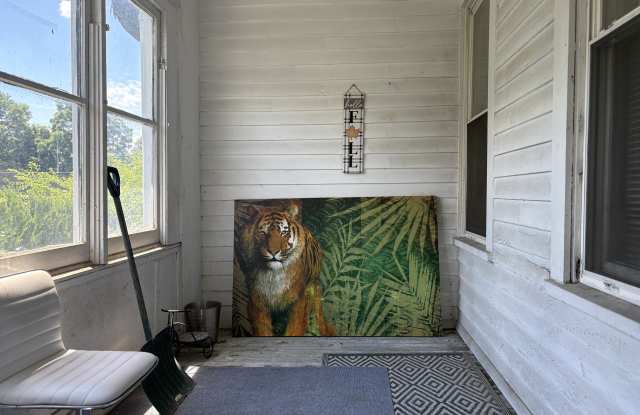 57 Wheeler Street Gallery 2