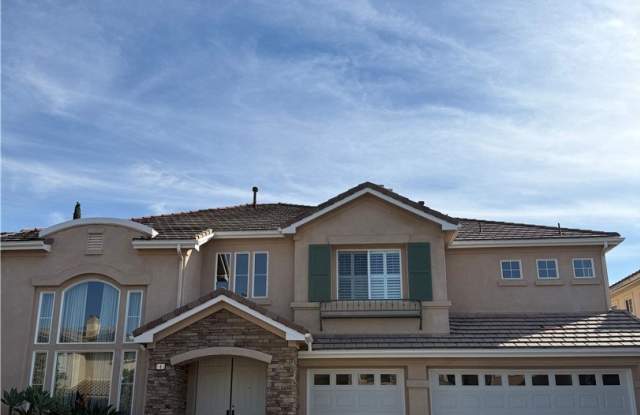 6 Ponte - 6 Ponte, Irvine, CA 92606