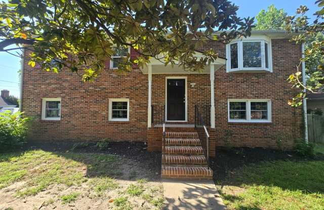 Remodeled home in Colonial Heights Gallery 3