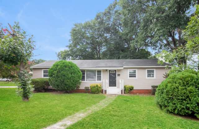 906 North Broad Street photos photos