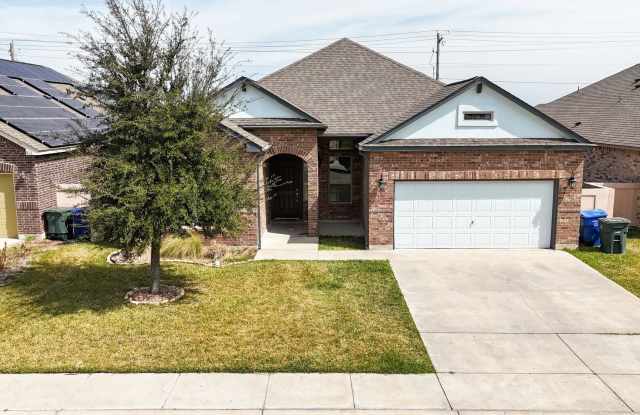 509 Altozano Dr - 509 Altozano Drive, Laredo, TX 78045 509 Altozano Dr - 509 Altozano Drive, Laredo, TX 78045