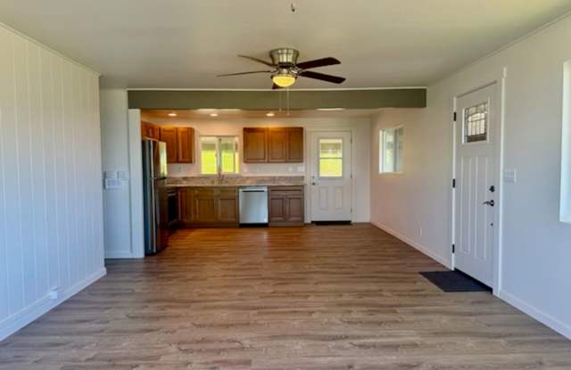 3 Bed 2 Bath Home for rent in Laupahoehoe Gallery 4