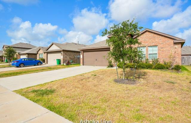 Coming Soon ! 3 bed 2 bath home in the Katy/Fulshear area. Gallery 3
