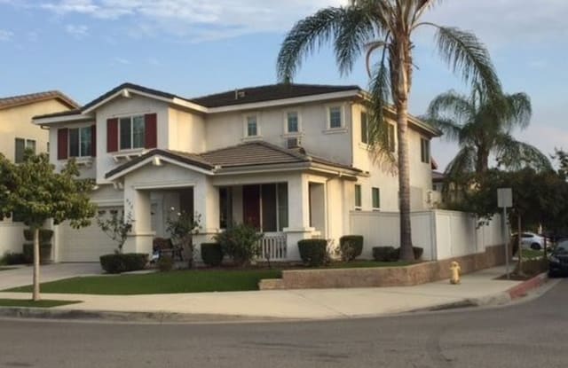 990 Parkside Street - 990 Parkside Avenue, Azusa, CA 91702