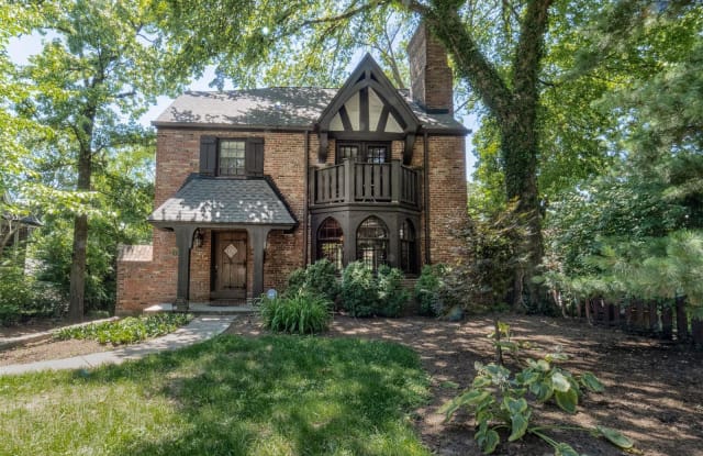 7478 Stratford Avenue - 7478 Stratford Avenue, University City, MO 63130