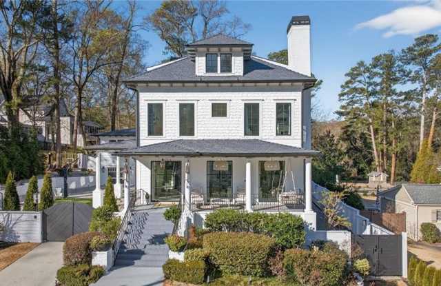 1812 Wellbourne Drive NE photos photos