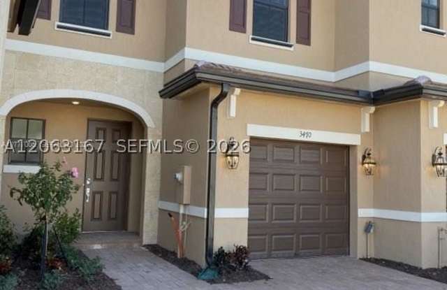 3470 W 106th Ter photos photos